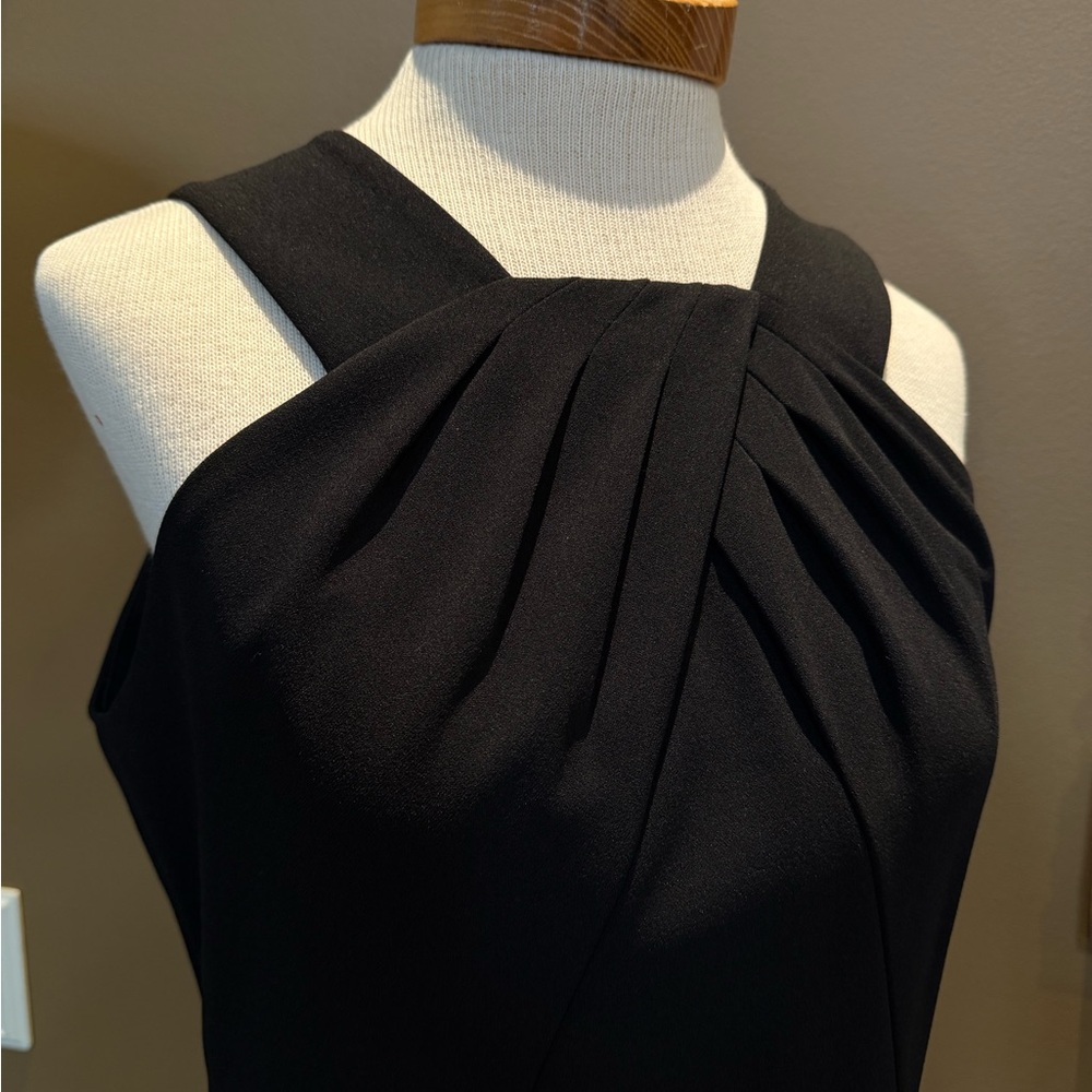Calvin Klein Elegant Black Sleeveless Dress